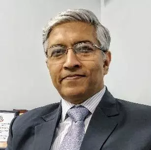 Dr. Poonam Gulati Medserg