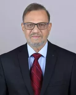 Dr. Srinivasa R Medserg